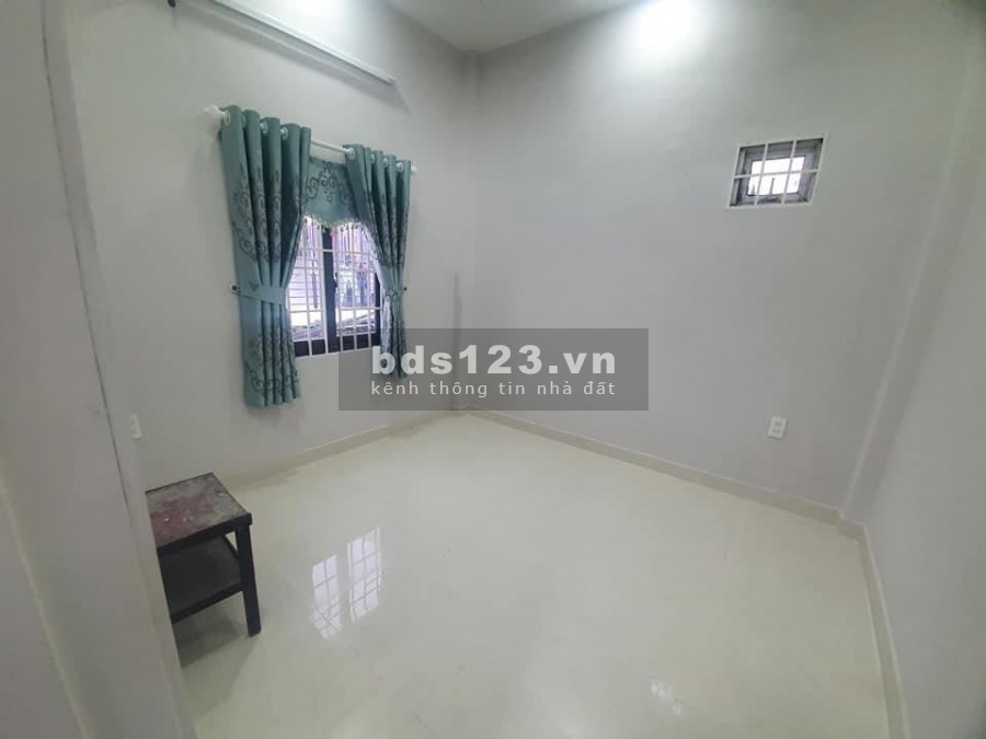 Bán nhà Lê Văn Sỹ trung tâm Quận 3, 6 phòng ngủ 60m2 Lh 0899306823