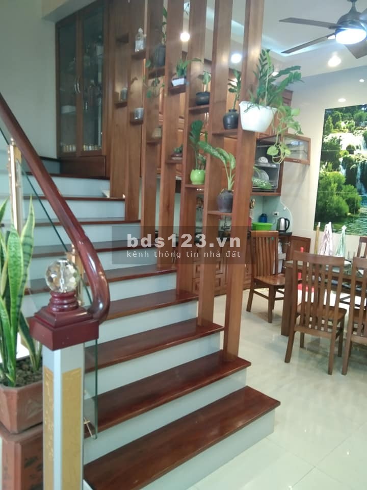 QUÁ ĐẸP, THÁI HÀ PHÂN LÔ ÔTÔ, CHO THUÊ ĐỈNH