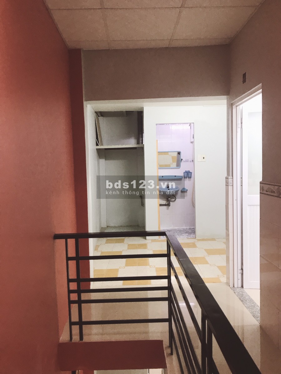 Nhà gần Hoàng Văn Thụ, Phú Nhuận, 6x12, trệt 1 lầu, sân thượng, 3PN- máy lạnh