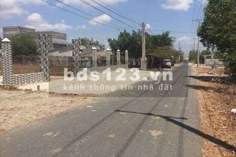 Bán đất 2148m2 gần khu công nghiệp, giá công nhân 390 triệu