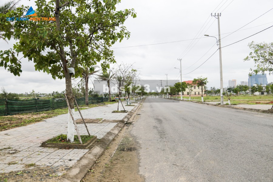 Cần bán lô đất ven biển Nam Đà Nẵng đã có sổ.
