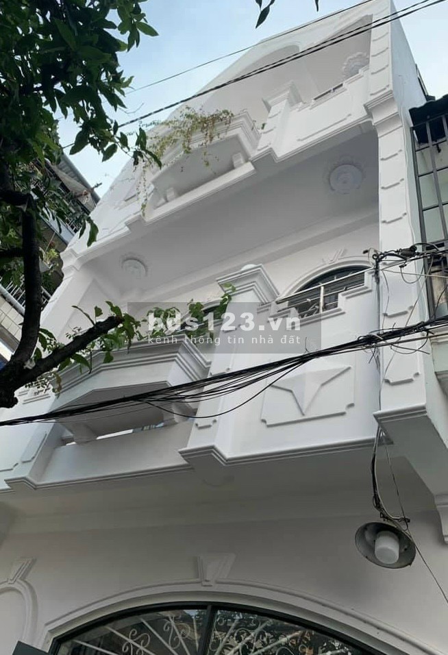 Cho thuê nhà 1 trệt 2 lầu 2 PN có máy lạnh, DT 5x5m, nhà mới đường Trương Đăng Quý, P. 5, Phú Nhuận. 10tr