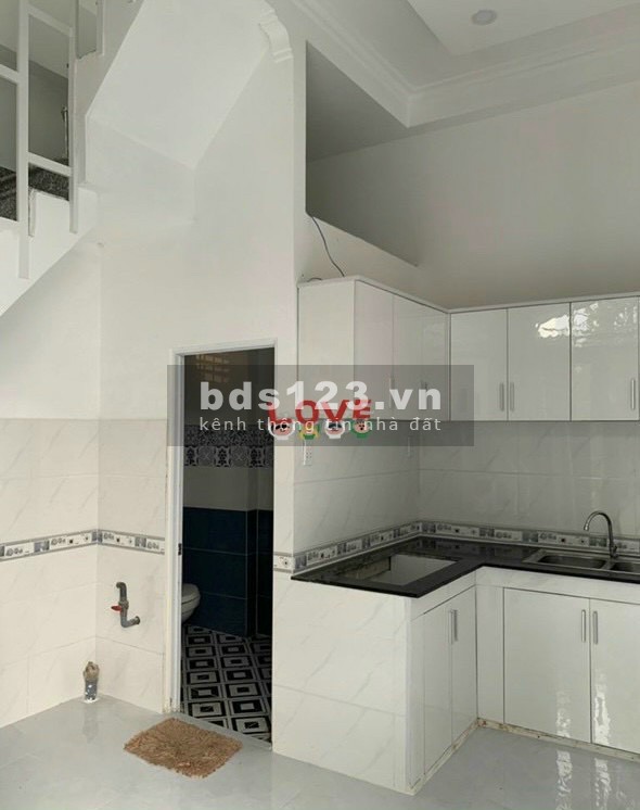 Cho thuê nhà 1 trệt 2 lầu 2 PN có máy lạnh, DT 5x5m, nhà mới đường Trương Đăng Quý, P. 5, Phú Nhuận. 10tr