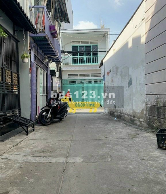 Cho thuê nhà 1 trệt 2 lầu 2 PN có máy lạnh, DT 5x5m, nhà mới đường Trương Đăng Quý, P. 5, Phú Nhuận. 10tr
