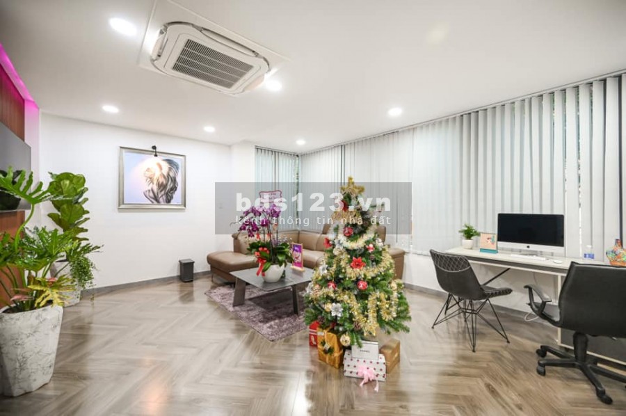 BÁN GẤP NHÀ MT NGUYỄN BỈNH KHIÊM QUẬN 1, 34m2 5 TẦNG GIÁ 27 TỶ - HĐ THUÊ 5 NĂM - ĐẤT VÀNG