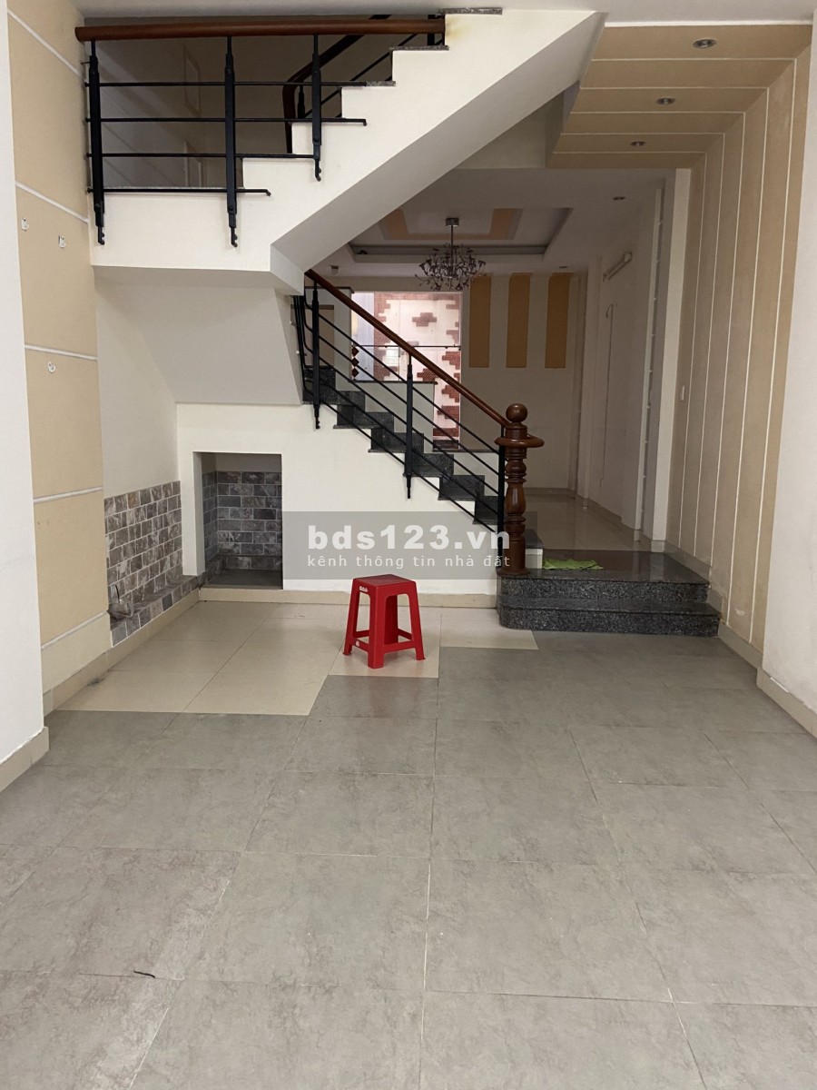Nhà 4x20m 3Lầu 5Phòng hẻm xe Tải thông gần ĐH Văn Lang 20Tr/th TL