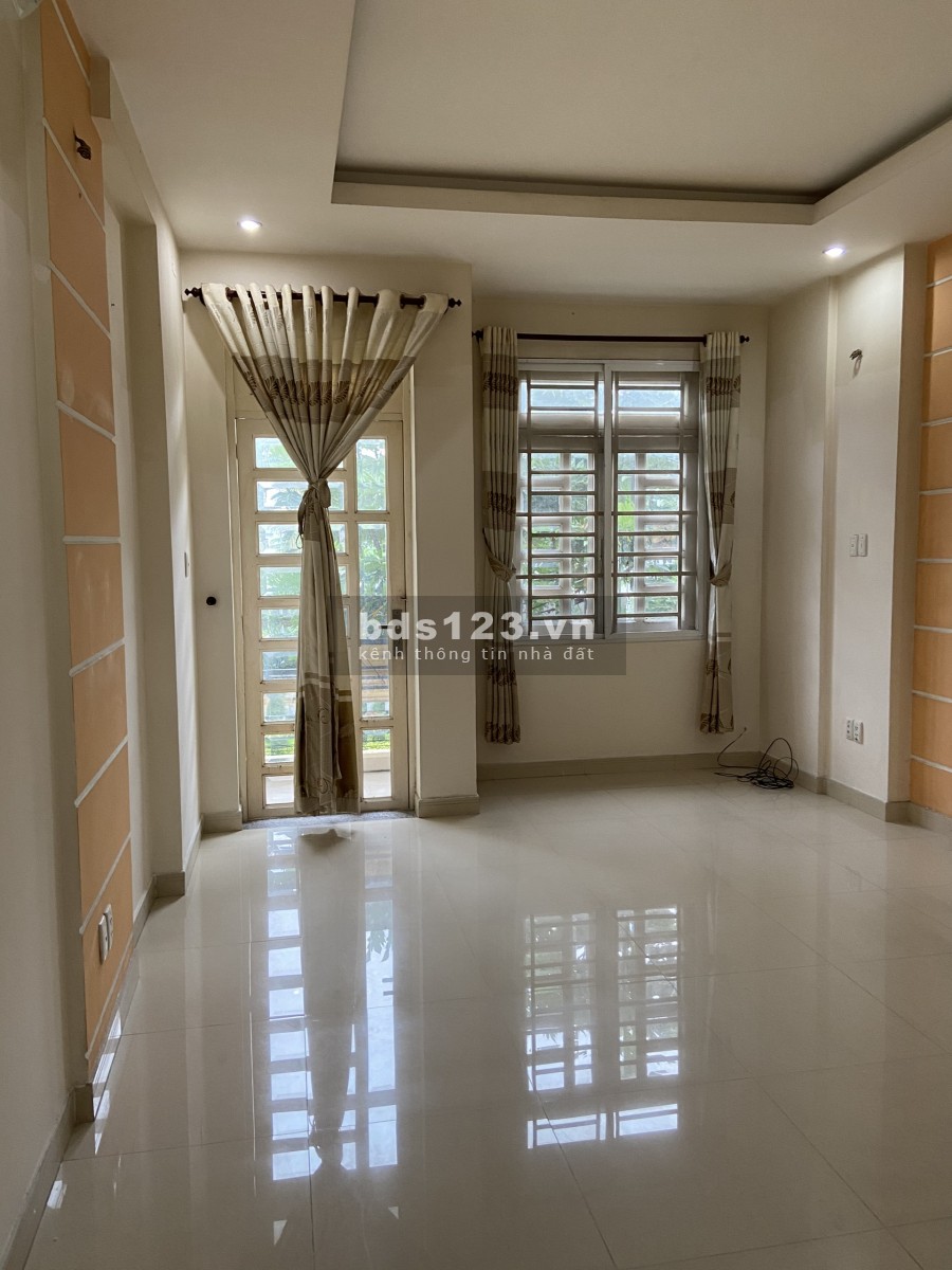 Nhà 4x20m 3Lầu 5Phòng hẻm xe Tải thông gần ĐH Văn Lang 20Tr/th TL