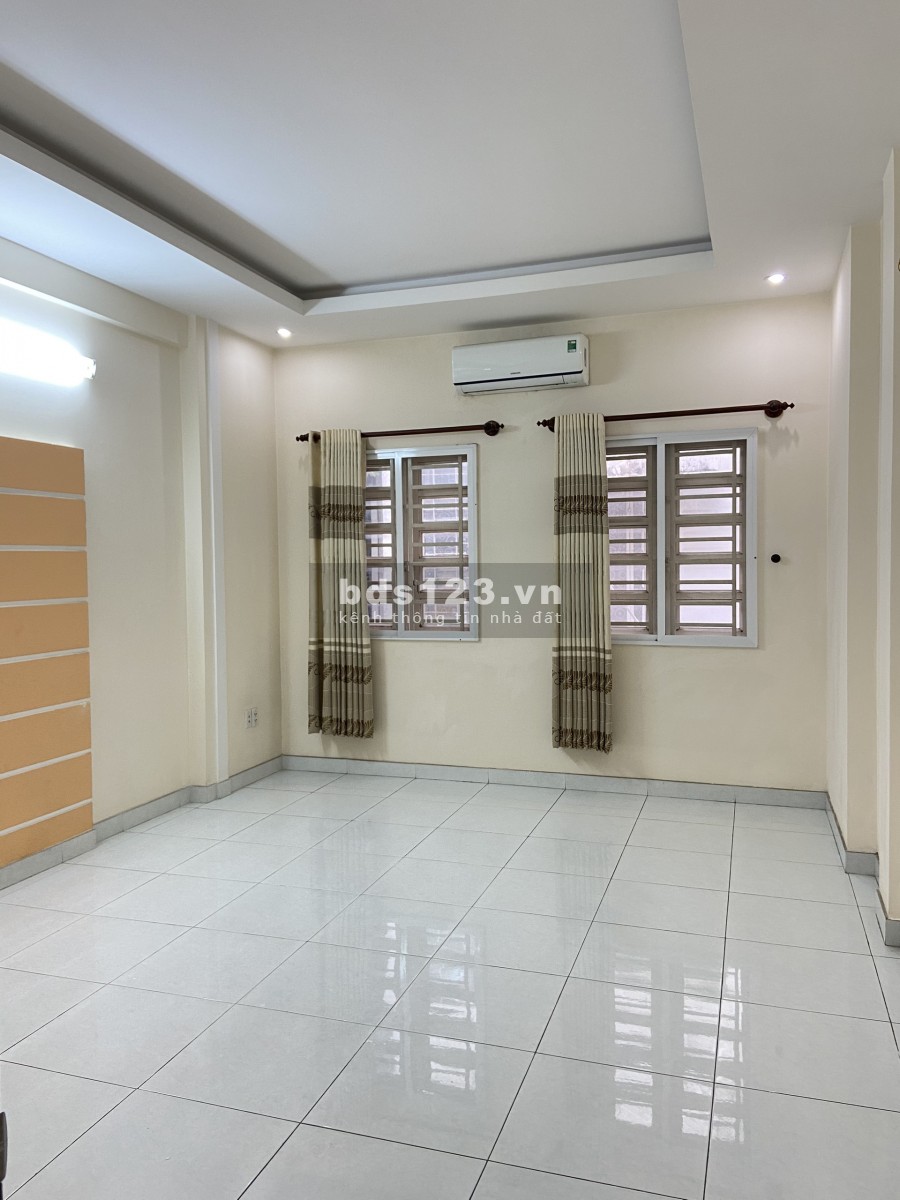 Nhà 4x20m 3Lầu 5Phòng hẻm xe Tải thông gần ĐH Văn Lang 20Tr/th TL