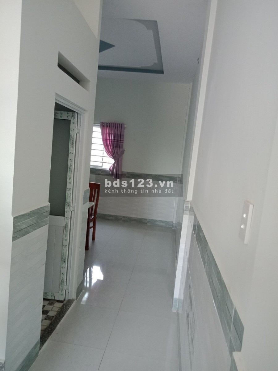 Bán nhanh căn nhà vừa xây xong gần Hưng Long_Bình Chánh,SHR