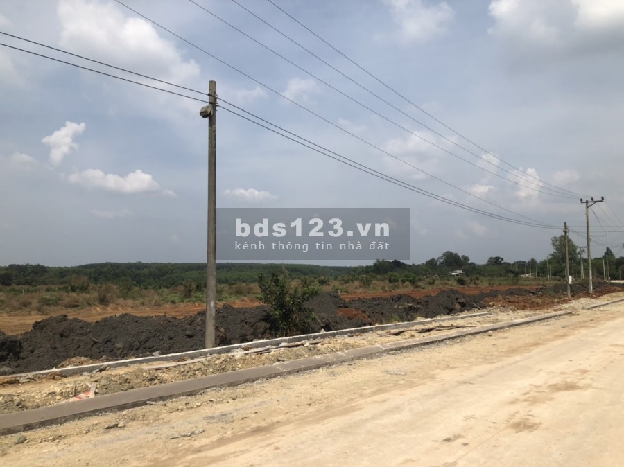 Cần bán lô đất góc 2 mặt tiền -shr cách sân bay Long Thành 10km