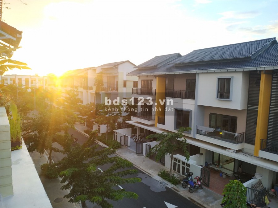 Nhà cực đẹp cho vợ chồng trẻ, giá nhỉnh 2 tỷ