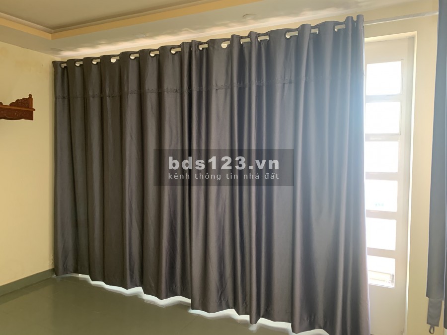 Cần bán nhà 1 trệt 3 lầu 145m2 đường Duy Tân,P.15 Phú Nhuận. Nhà nở hậu thuận lợi cho thuê kinh doanh