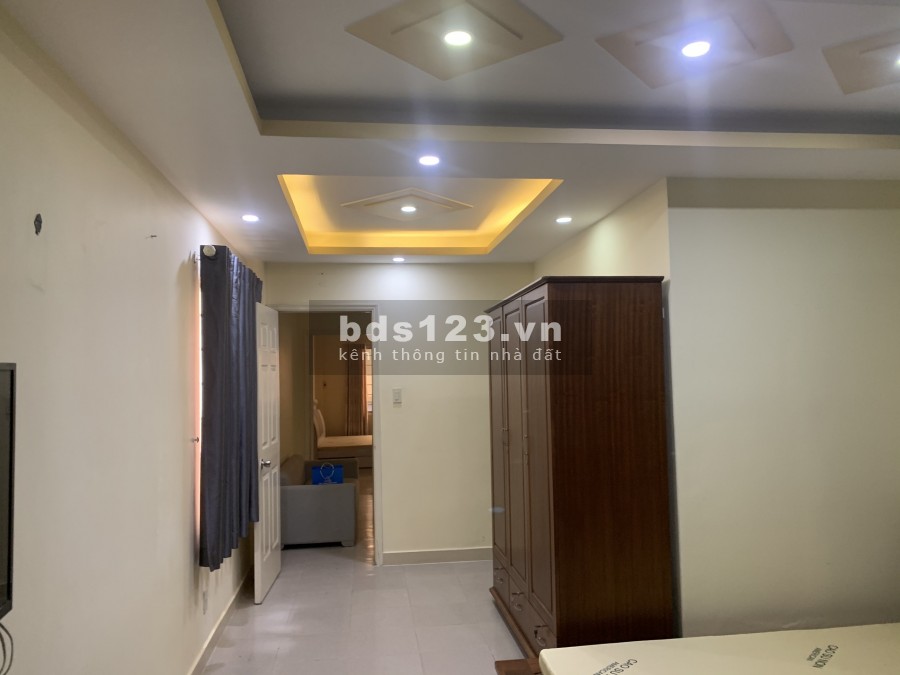 Cần bán nhà 1 trệt 3 lầu 145m2 đường Duy Tân,P.15 Phú Nhuận. Nhà nở hậu thuận lợi cho thuê kinh doanh