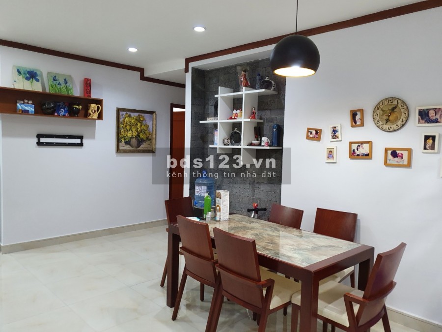 Bán căn hộ Hoàng Anh An Tiến thiết kế 124m2 3pn,2wc. Tặng hết nội thất. Chỉ cần kéo vali vào ở.