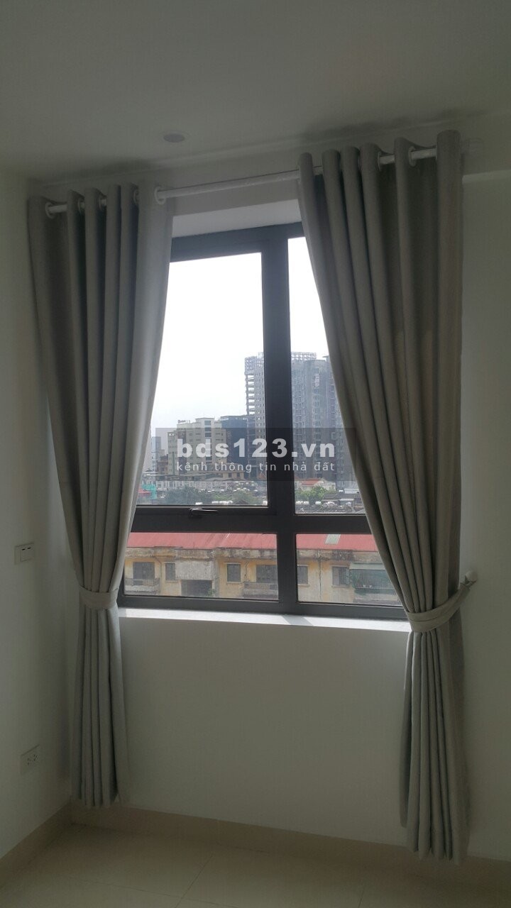 Cho thuê Chung cư C1 Thành Công 2 ngủ cơ bản 70m2 10 triệu. Lh 0377983070