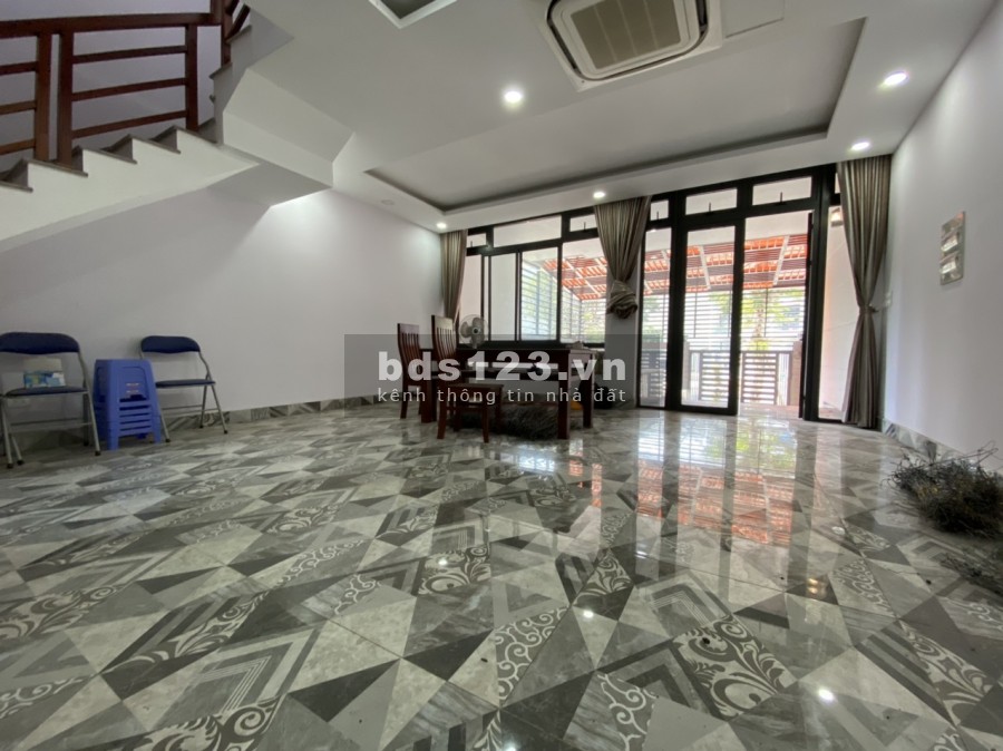 Văn phòng giá rẻ 6*20 hầm trệt 2 lầu sân thượng chỉ 30tr - hãy nhanh tay