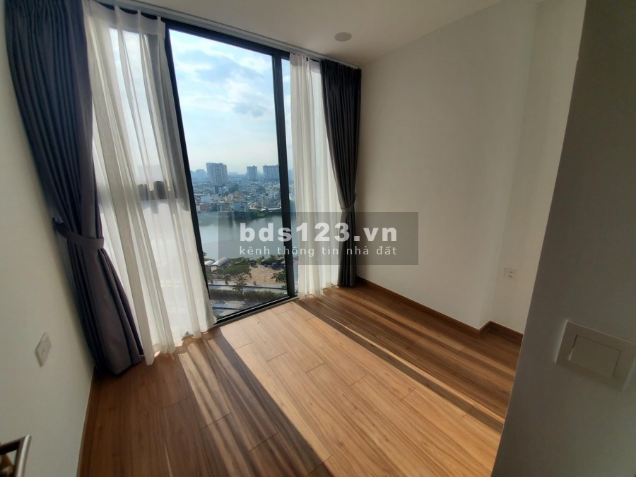 Eco Green cho thuê căn góc 3PN tầng cao tháp B 11 triệu/tháng.Giá siêu rẻ. LH: 0933120416