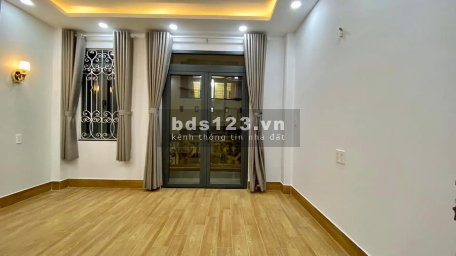 Bán nhà HXH đường Trần Hưng Đạo, 50m2; 5x10;5 tầng; chỉ 7.6 tỷ; LH:0914648319; Nhà mới lung linh