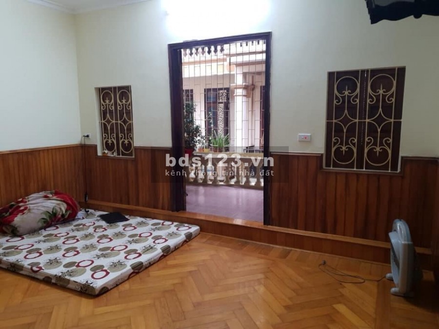 Minh Khai, kinh doanh, ngõ thông, 28m, giá 2.05 tỷ: LH 0933967666.