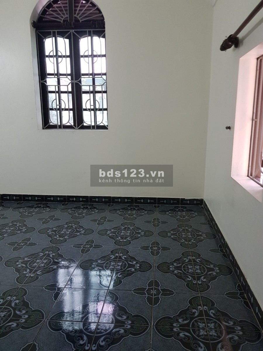 Khai Sơn - Ngọc Thụy, ô tô tránh, bán đất tặng nhà 150m, MT 7.5m, 11.9 tỷ