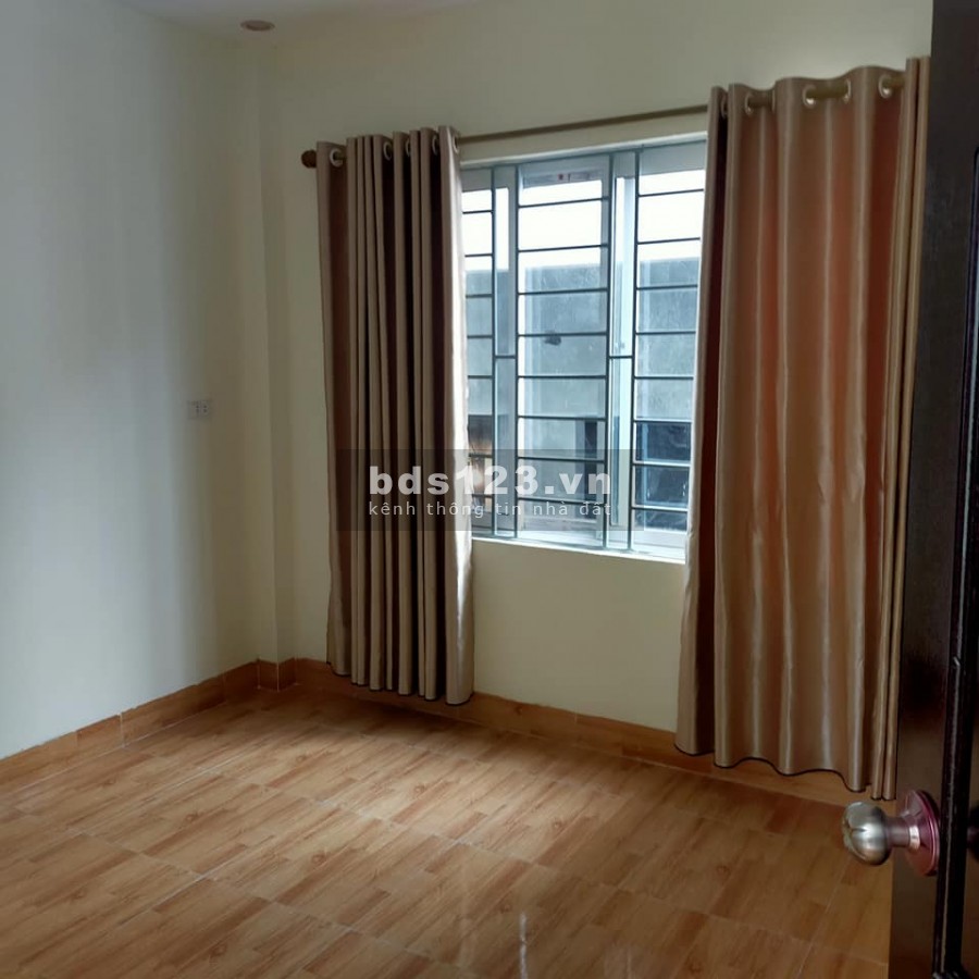 Bán Gấp Nhà Tân Triều Thanh Trì 40m2 4T Mt4m Giá 2.75 Tỷ Nhà Lô Góc Mới Đẹp Ôtô Gần Nhà