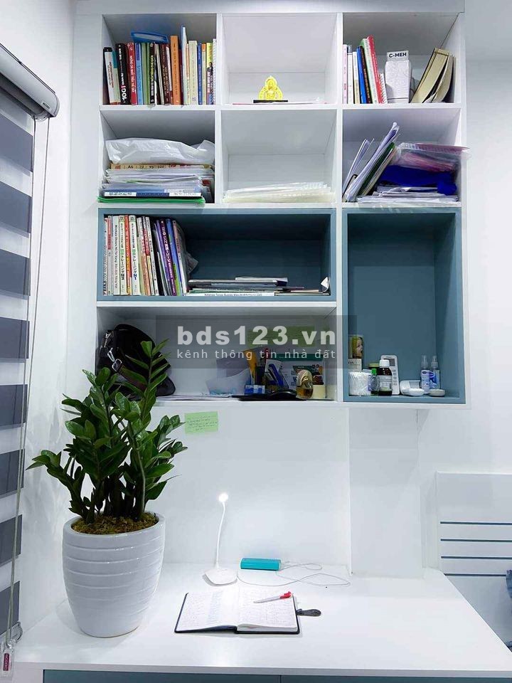 Chính chủ cần bán nhà ngõ Xã Đàn 2, Xã Đàn DT 52 m2 x 5 t, mt 7 m nhà nở hậu cách ô tô 30 m
