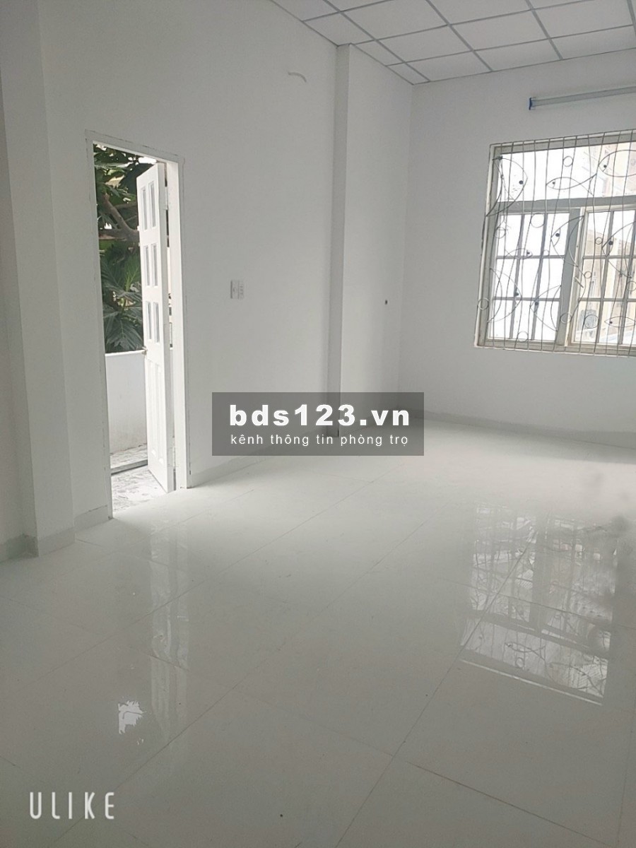 Cho Thuê Phòng MỚI XÂY Tân Sơn Nhì RỘNG 28m2, Có Gác, Máy lạnh, Giờ Tự Do
