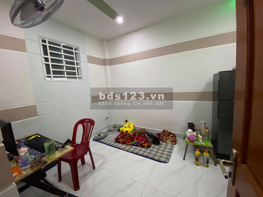 Bán nhà Nam Kỳ Khởi Nghĩa Phường 8 Quận 3, DT 36m, cách MT 10m