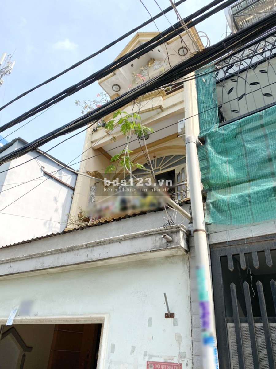 Nhà (4.5*15.4m/nở hậu/2lầu) hẻm 231 đường Dương Bá Trạc P1 Q8