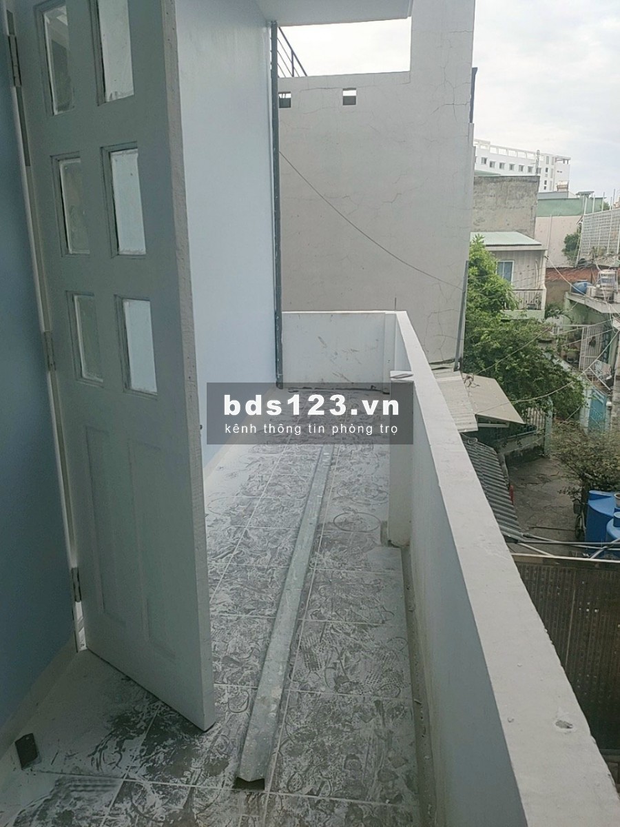 Cho Thuê Phòng MỚI XÂY Tân Sơn Nhì RỘNG 28m2, Có Gác, Máy lạnh, Giờ Tự Do