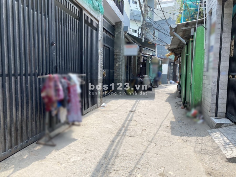 Nhà (4.5*15.4m/nở hậu/2lầu) hẻm 231 đường Dương Bá Trạc P1 Q8