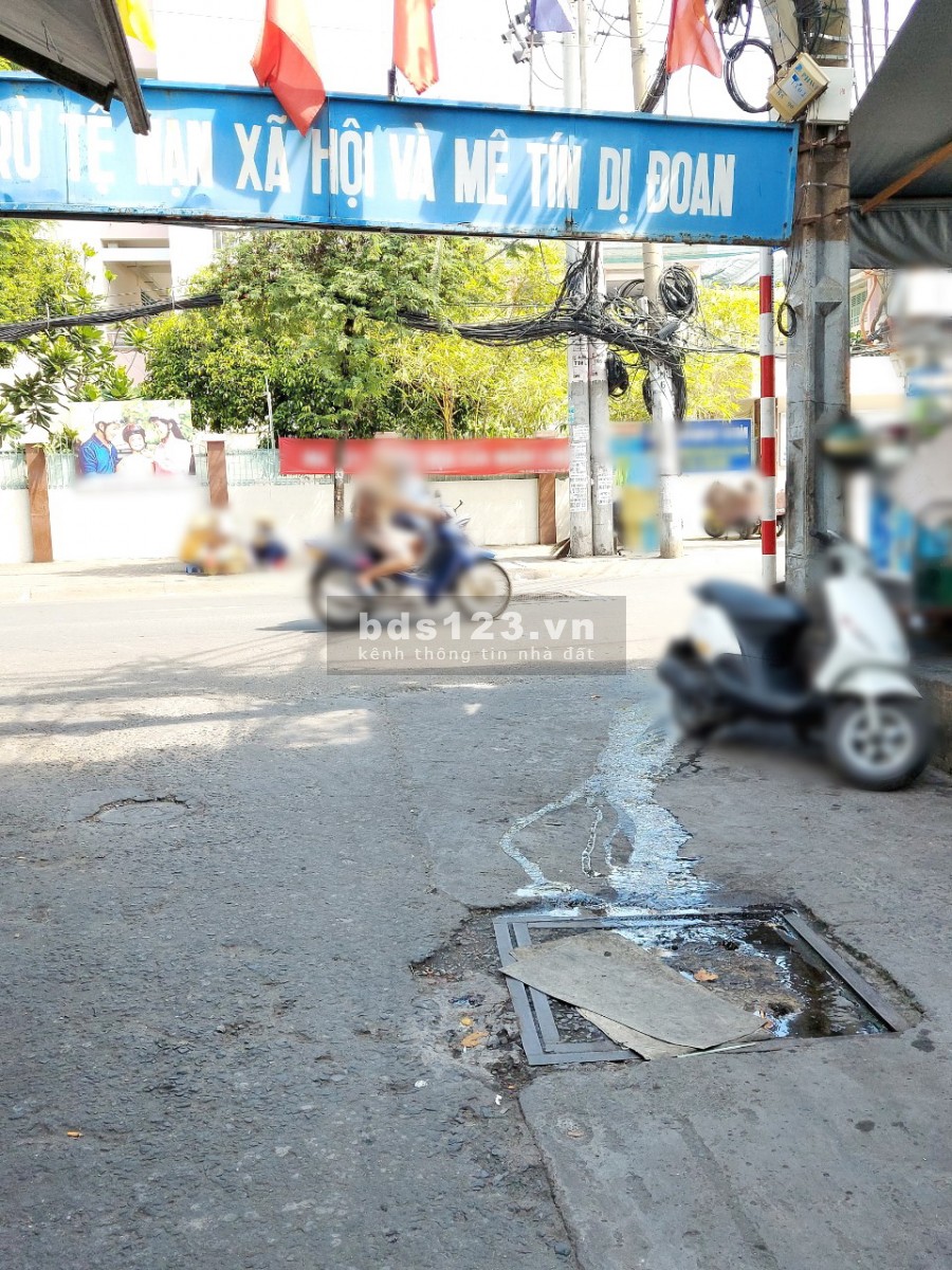 Nhà cấp 4, vị trí đẹp, nở hậu hẻm ôtô 90 Âu Dương Lân P2 Q8