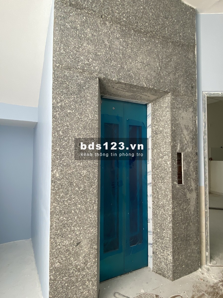Cho Thuê Phòng MỚI XÂY Tân Sơn Nhì RỘNG 28m2, Có Gác, Máy lạnh, Giờ Tự Do