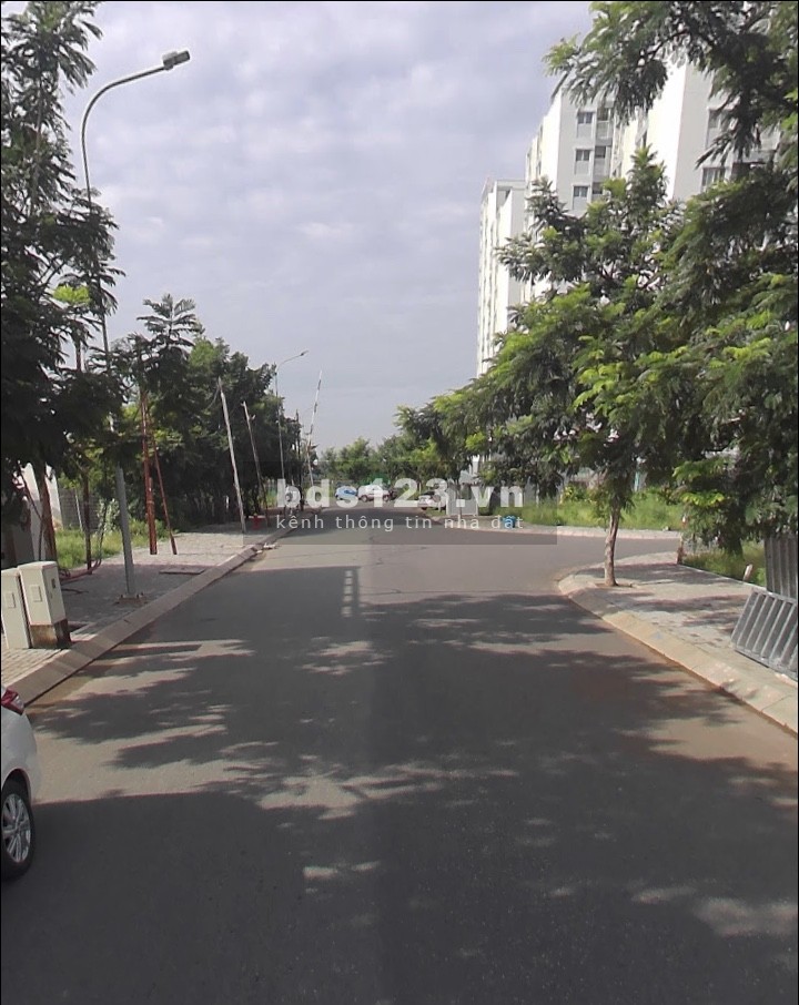 Bán đất ngay KDC An Thiên Lý, MT Dương Đình Hội, Phước Long B, Q9, giá 1.7tỷ/100m2, sổ riêng sang tên ngay, thổ cư, xây tự do. 0938274090 Kim