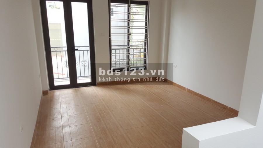 Bán nhà mới 42m2, 5 tầng phố Bạch Đằng, cạnh KĐT Đầm Trấu