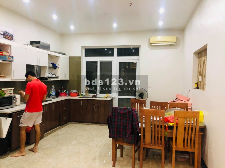 Bán nhà Cao Thắng, Quận 10, 39m2, 3 tầng BTCT, ngang 3m9, giá 4 tỷ 950
