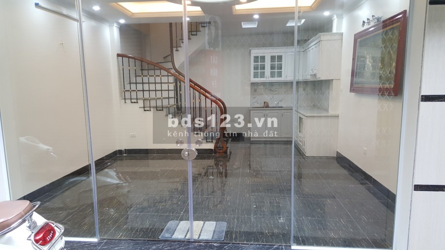 Bán nhà xây mới 34m2, 5 tầng ngõ 559 Kim Ngưu, kinh doanh nhỏ