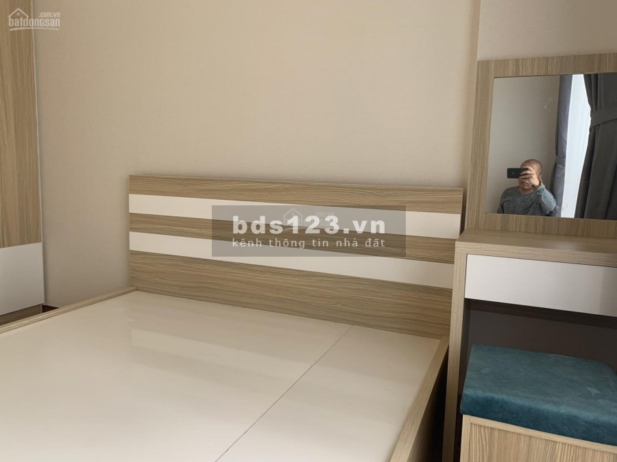 Cho thuê căn hộ 2 PN, dtsd 61m2, tầng trung, cc 9 View Apartment, giá 6 triệu/tháng, LHCC