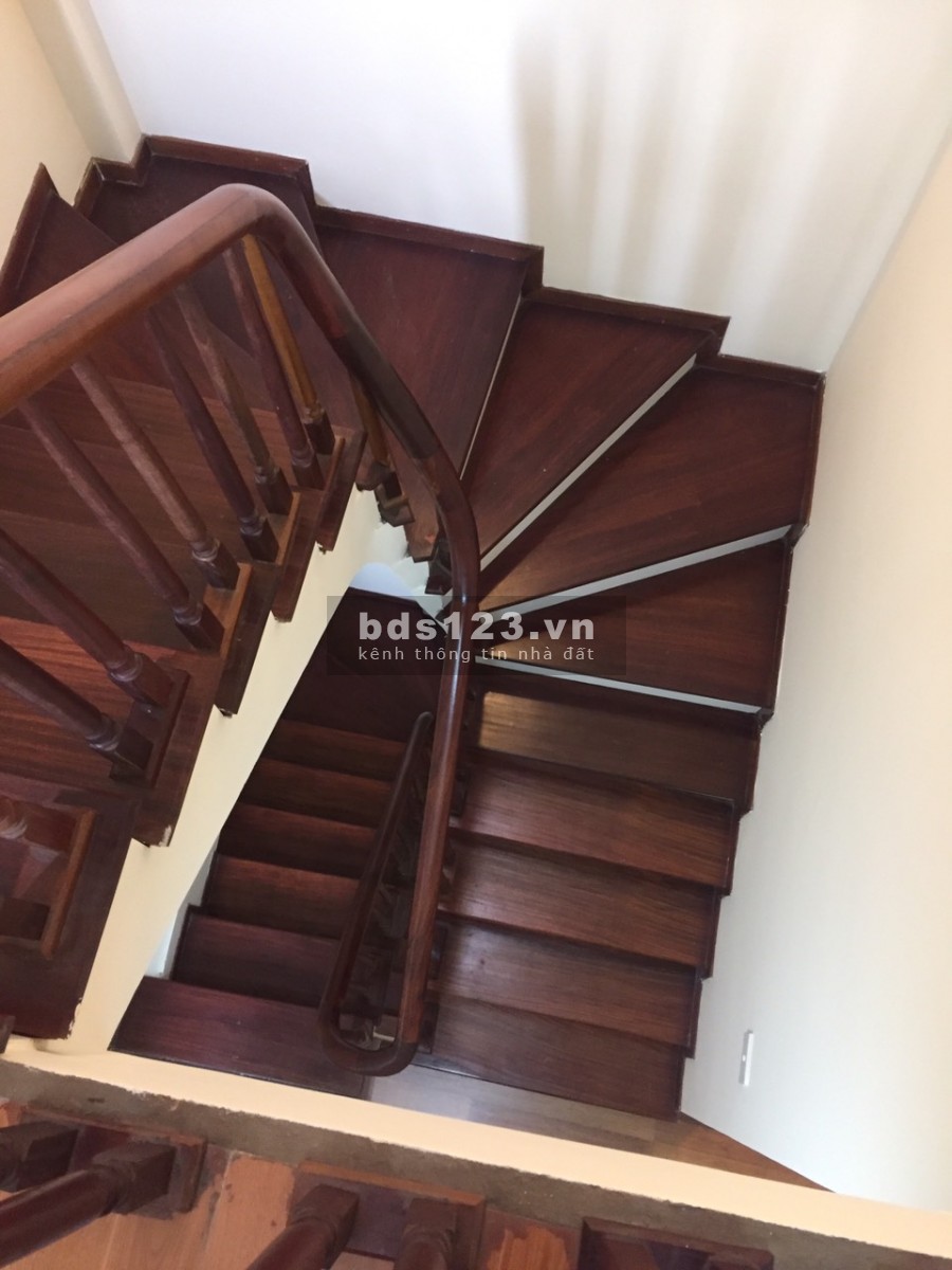 Bán nhà trong ngõ 26 Kim Hoa, ngay ngã tư Đại Cồ Việt - Bách Khoa