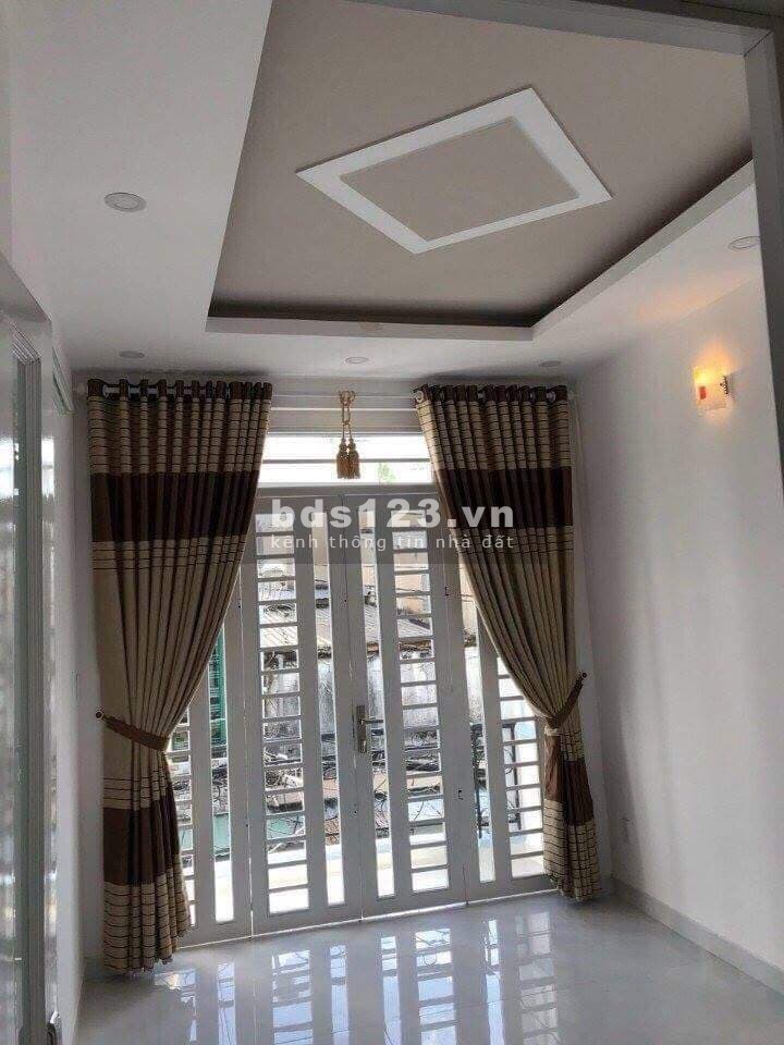 Bán nhà gấp khu vực Hiệp Thành quận 12 giá ưu đãi, sổ hồng riêng.