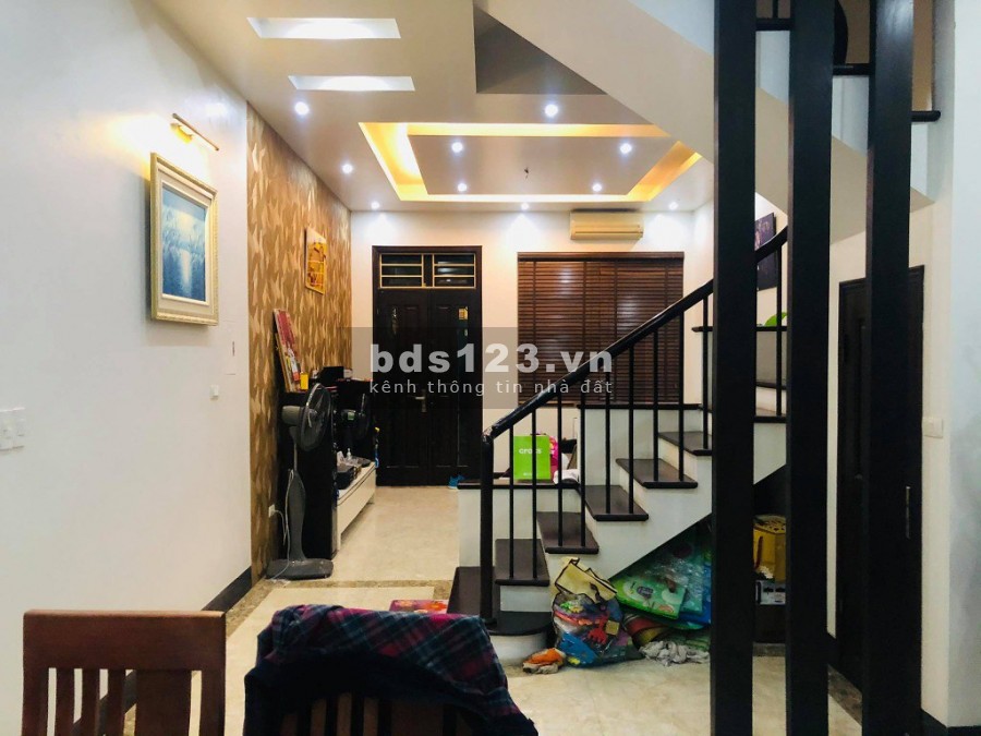 Bán nhà Cao Thắng, Quận 10, 39m2, 3 tầng BTCT, ngang 3m9, giá 4 tỷ 950