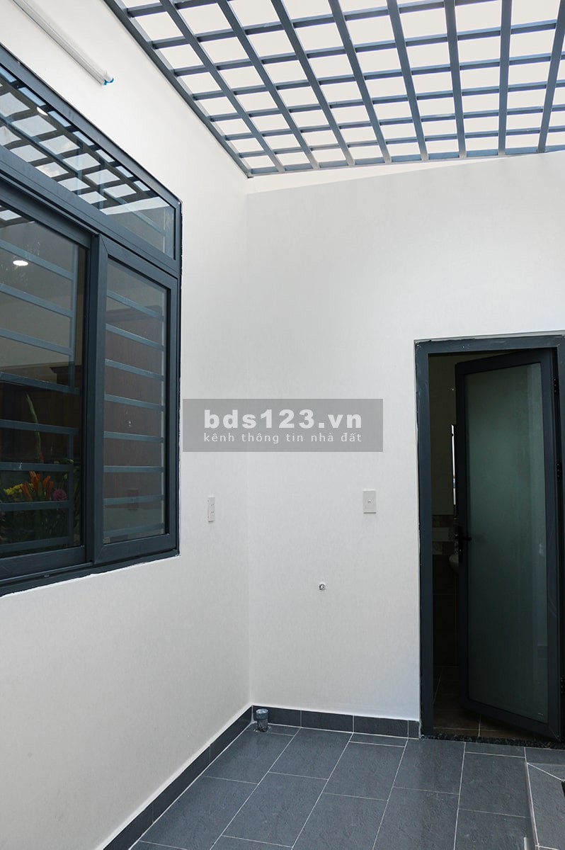 Bán gấp nhà 3 lầu tại Bình Chánh 99m2. Chiết khấu lộc vàng đầu xuân lên đến 5 chỉ vàng SJC.