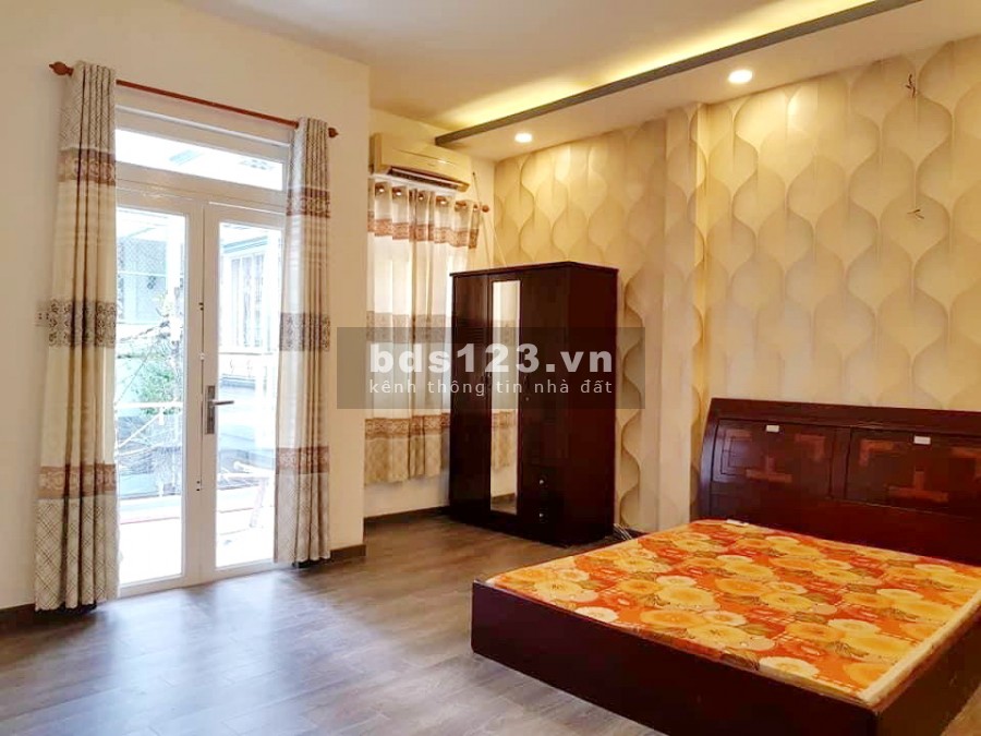 Bán nhà đẹp 2 lầu gần mặt tiền HXH đường Âu Dương Lân Phường 2 Quận 8