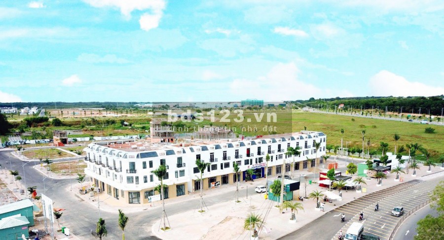 Bán nhà mặt tiền đường Huỳnh Văn Lũy – Phú Chánh
