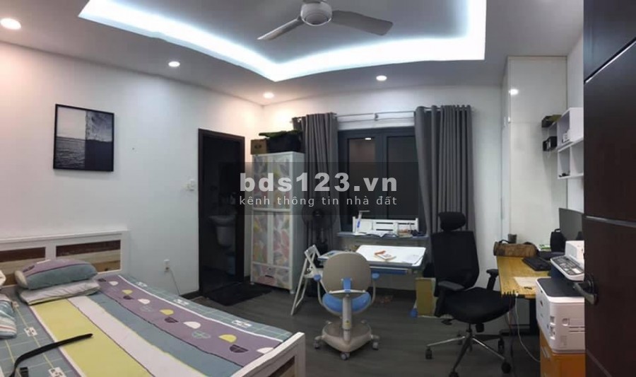 Bán nhà tiêu Tết, hẻm 575 Cách Mạng Tháng 8, 4.8x26m, còn 11.95 tỷ. 0932828672