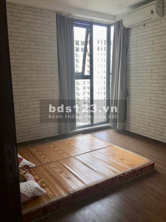 Giảm giá xốc hót nhất dự án 2,2 tỉ ( bao phí )căn hộ 75m2, ban công đông nam view nội