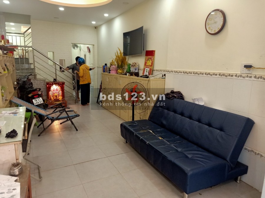 Bán nhà 1 lầu 2 mặt tiền hẻm 1225 HTP phường phú thuận quận 7