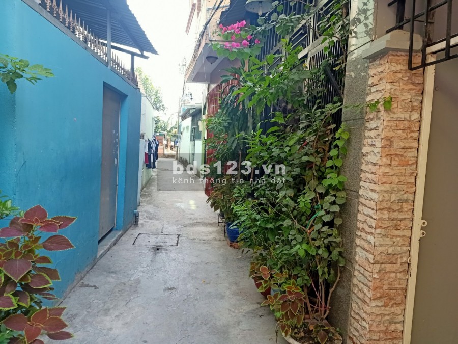 Bán nhà 1 lầu 2 mặt tiền hẻm 1225 HTP phường phú thuận quận 7