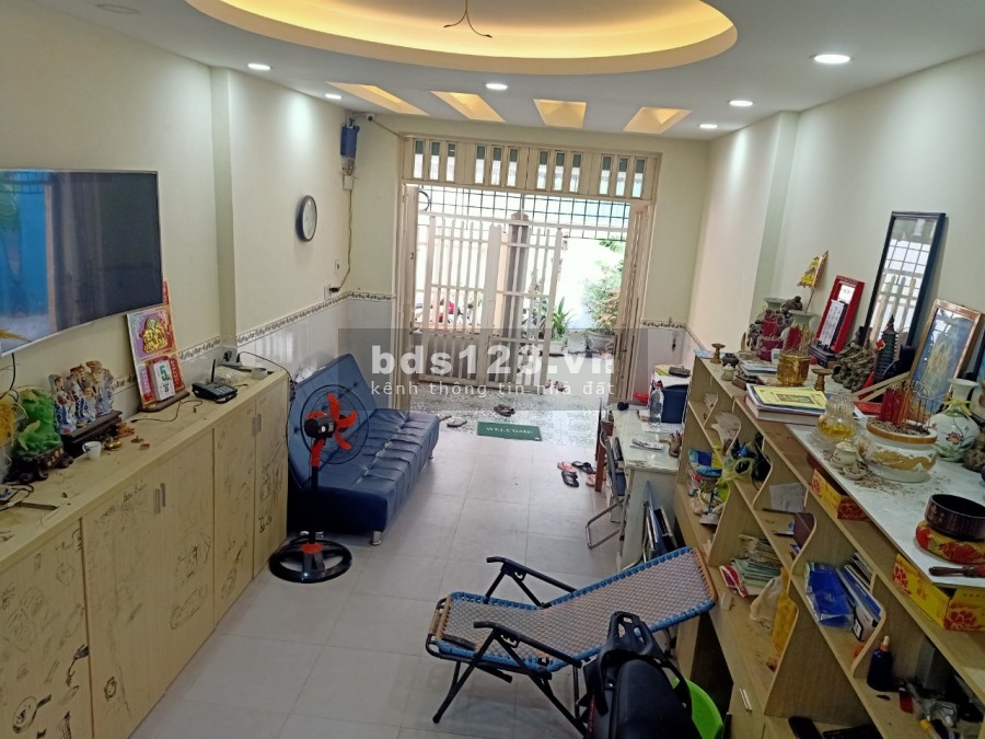 Bán nhà 1 lầu 2 mặt tiền hẻm 1225 HTP phường phú thuận quận 7