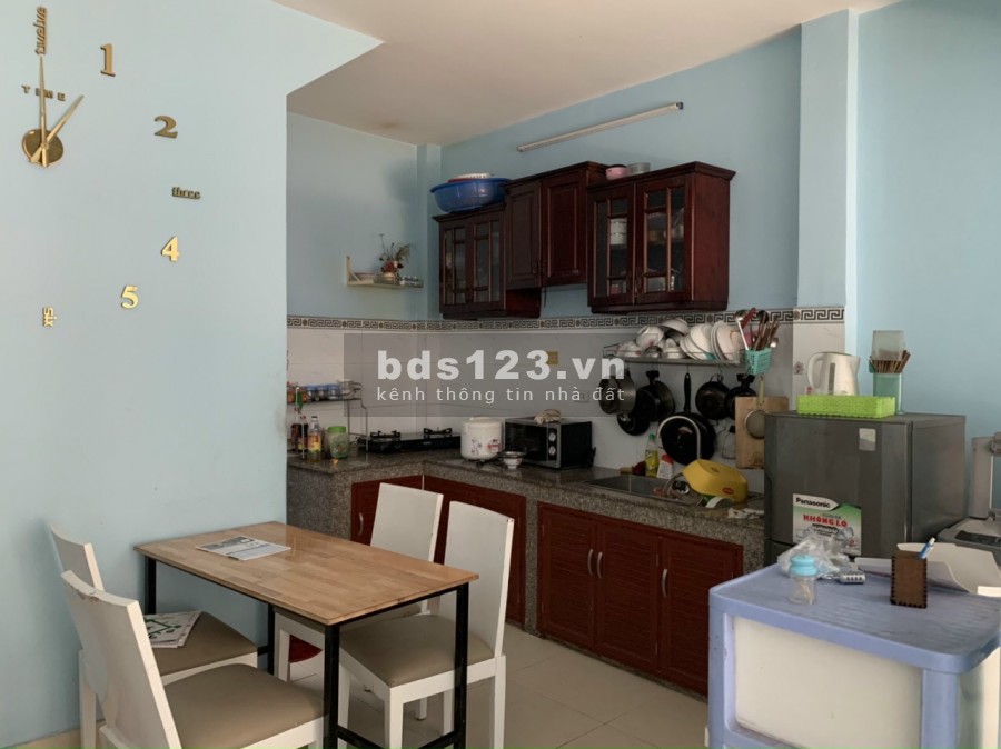 Bán nhà nguyên căn 1 trệt 1 lầu đường số 8, Phường Trường Thọ, quận Thủ Đức đường ô tô